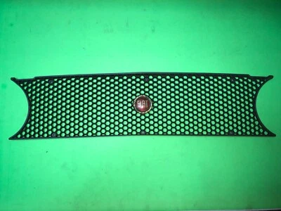 Fiat 124 Coupe BC MK2 1969-1972 Mascherina Radiator grill mesh with Emblem NOS - Image 1 of 4