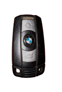 BMW Keyless Entry Remote Key Fob OEM BMW 6986579-04 from a 2011 BMW 328i - Picture 1 of 4