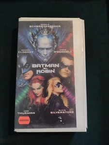 Batman & Robin (VHS, 1997) George Clooney Arnold Schwarzenegger Uma Thurman - Picture 1 of 5