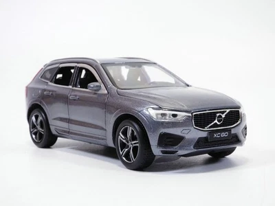 VOLVO XC60 gris Osmium 1/32 - Immagine 1 di 4