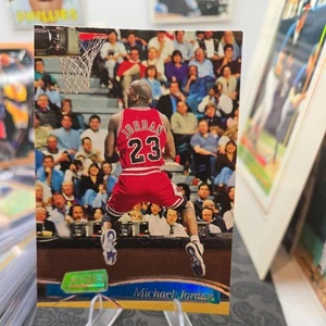 1998-99 Topps Stadium Club Michael Jordan #118 Chicago Bulls - Picture 1 of 6