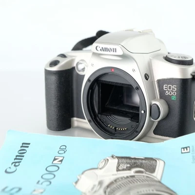 Canon EOS 500N 35mm SLR Film Camera Body Only Vintage Autofocus EF Mount Silver - Image 1 of 4