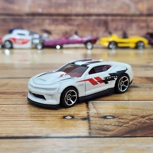 Hot Wheels '18 Copo Camaro SS HW DRAG STRIP White #3/10 - New Loose Toy - Picture 1 of 10