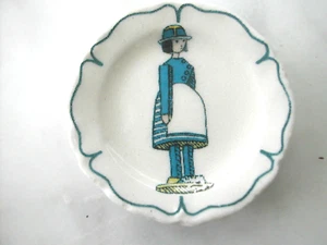 Fève 2005 ASSIETTE -  LES JOUETS II LE PANTIN 3 cm de Ø - Picture 1 of 1