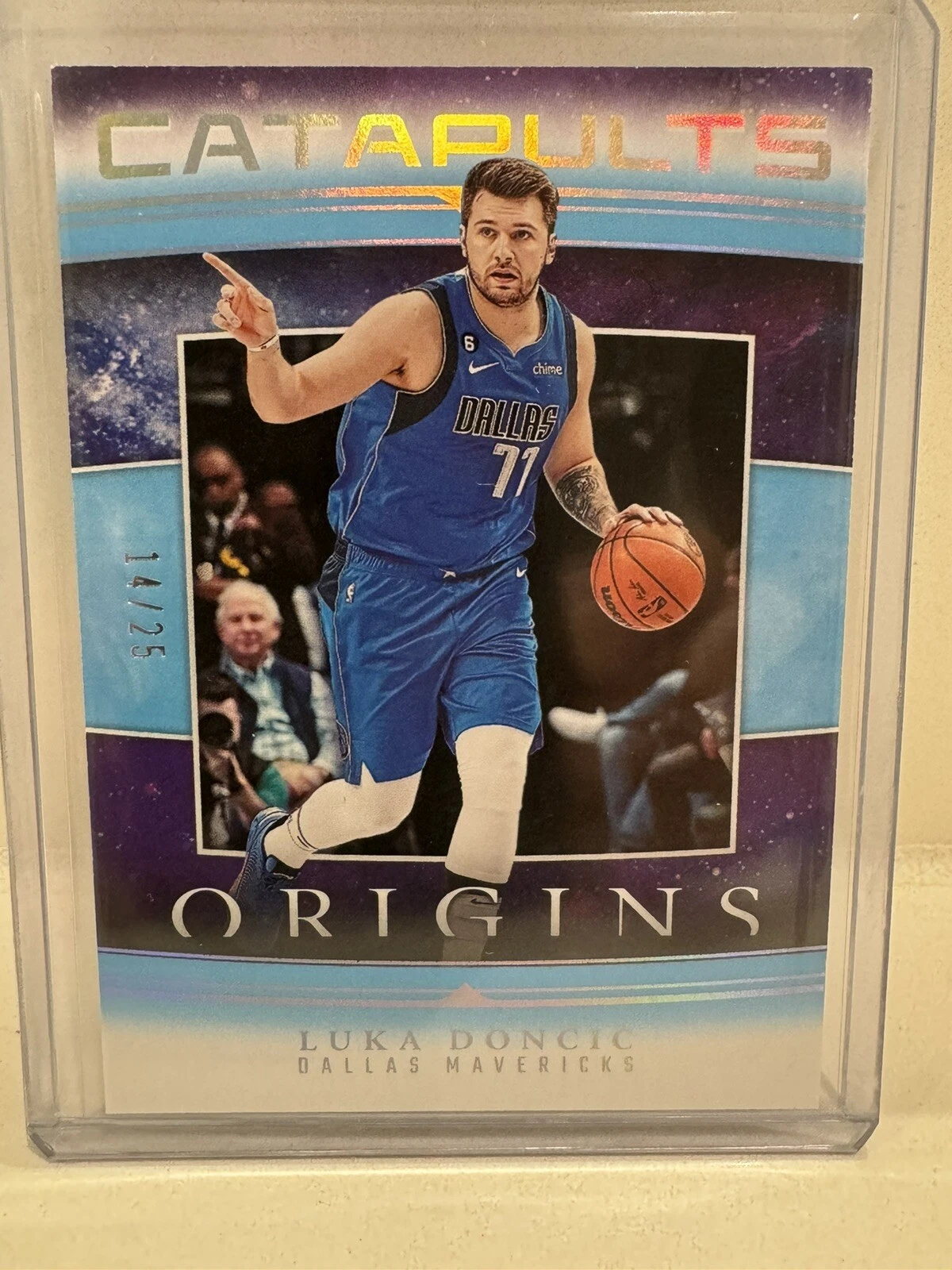 Luka Doncic 2023-24 Panini Origins Catapults Turquoise SSP /25 #17 Mavericks