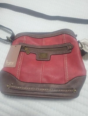 Nuevo sin etiqueta B.O.C. Bolso de hombro Born Concepts ROJO MARRÓN imitación cuero. Foto 1 de 4