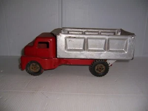 VINTAGE STRUCTO? PRESSED STEEL TOY DUMP TRUCK - Picture 1 of 8