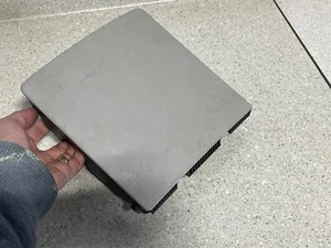 2000 2006 Chevy GMC Tahoe Yukon Suburban Center Console Rear Cup Holder Trim - Picture 1 of 3