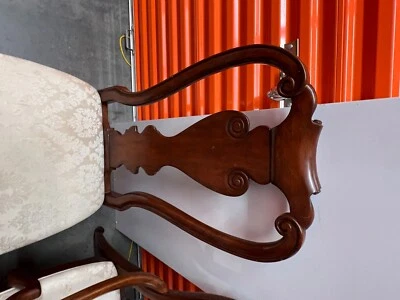 sillas de comedor victorianas de madera  Foto 1 de 3