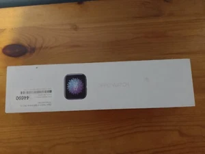 Oppo Smart Watch - Picture 1 of 3