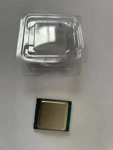 Intel Xeon E5-1650 v2 3,5 GHz socket processore CPU sei core R LGA-2011 - Foto 1 di 3