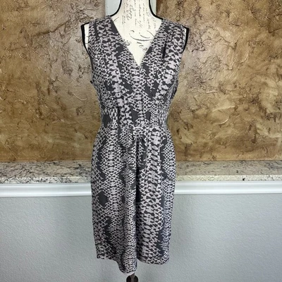 Vestido Banana Republic para mujer 10 100 % seda funda mini piel de serpiente forrado Foto 1 de 4