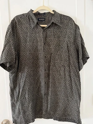 Marc Edwards Silk SHIRT Mens Size L Black Cream Geometric Button Short Sleeve - Image 1 of 4