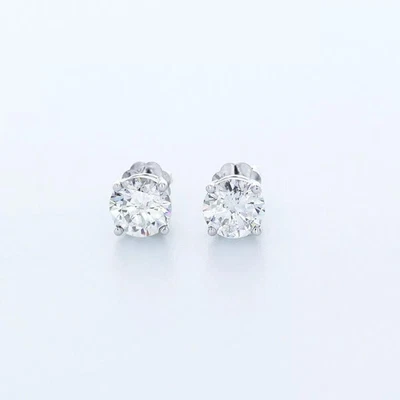 Aretes clásicos de oro blanco macizo de 14 quilates de 0,81 quilates redondos de diamantes naturales F SI1 Foto 1 de 4