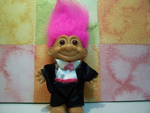 "GROOM - Muñeca Russ Troll de 5" - NUEVA EN ENVOLTURA ORIGINAL - Imagen 1 de 4
