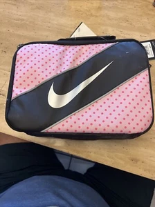 Bolsa de almuerzo aislada Nike Swoosh rosa trabajo escolar - Imagen 1 de 4