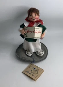 Annalee Doll Christmas Brown Haired Choir Boy 8 in 1993 W/Tags USA - Picture 1 of 12