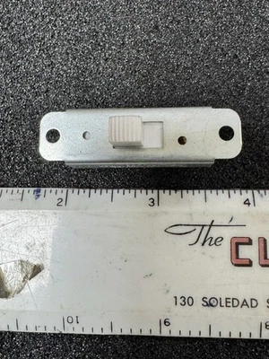 2ea Stackpole DPDT Slide Switch Circuitry 6A 125V Tarnished leads — 第 1/2 张图片