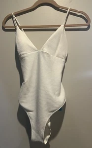 Womens H&M Ribbed One-Piece Maillot Sexy Summer White Swimsuit Size 8 NWT - Picture 1 of 12