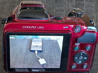 📷 Nikon Coolpix L810 Digitalkamera – stylisch in Rot! - Bild 1 von 4