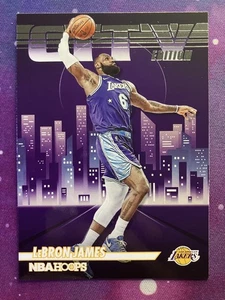 2022-23 Hoops #18 LeBron James City Edition LA Lakers - Picture 1 of 2