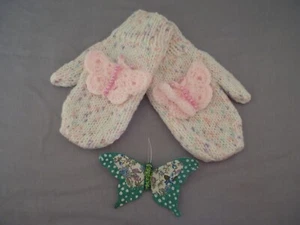 Girl's 4-6 years hand knitted mittens decorated with crochet pink butterflies - Picture 1 of 1
