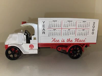 First Gear 1925 Mack AC Dry Goods Van Ace Ferreterías Y2K escala 1/34 19-2568 Foto 1 de 4