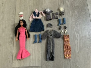 Vintage Mego Cher Puppe im Original Outfit mit extra Kleidung - Bild 1 von 7