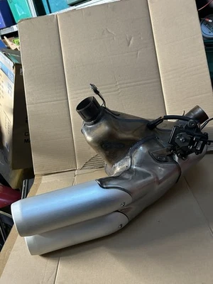 Ducati Supersport 950 950SS 2018 939 Genuine Exhaust Collector Box Valve Control - Image 1 of 4