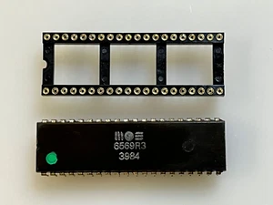 ✅ MOS CSG 6569 VIDEO CHIP IC COMMODORE C64 SX64 + HOLE DIP SOCKET FULL 100% OK✅ - Foto 1 di 4