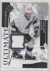 2017-18 Ultimate Collection Performers Jersey /49 Wayne Gretzky #UP-WG HOF