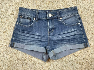 Почти известные женские джинсовые шорты со средней посадкой с манжетами размер 3 (талия 29 дюймов) - Изображение 1 из 4