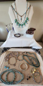Southwestern Costume Beaded Turquoises Silver Tone Boho Jewelry 19 pc Lot - Imagen 1 de 12