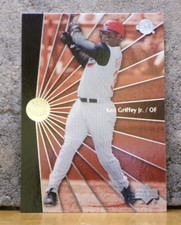 COOL BASEBALL CARD KEN GRIFFEY, JR. CINCINNATI REDS UPPER DECK SWEET SPOT