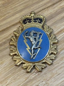 Vintage Canadian Forces Communications & Electronics Cap Hat Badge KG JD - Picture 1 of 4