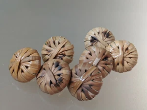 7 botones interesantes - 21 mm - marrón / caña de sauce / trenzado - - Imagen 1 de 2