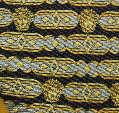 GIANNI VERSACE VINTAGE ~ CRAVATTA DA UOMO IN SETA ~ GRIGIO ORO NERO ~ MEDUSA ~ 59"