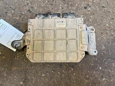 Toyota Yaris 2010 ECM ID#: 89661-52L70 Foto 1 de 3