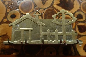 porta chiavi e lettere recinzione picchetto casa ottone vintage - Foto 1 di 4