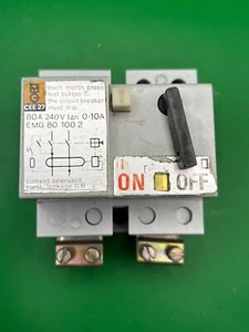 Merlin Gerin EMG 80 100 2 80A 100mA RCD - Picture 1 of 4
