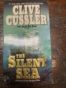 Silent Sea by Clive Cussler and Jack Du Brul (2011, Trade Paperback) - Foto 1 di 7