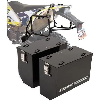 Tusk Aluminum Panniers with Pannier Racks V2 Medium Black For Husqvarna 701 Foto 1 de 4