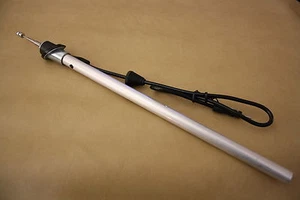 Hyundai Lantra Sedan J2 1992-1999 Rear Guard mounted antenna. NEW! - Picture 1 of 1