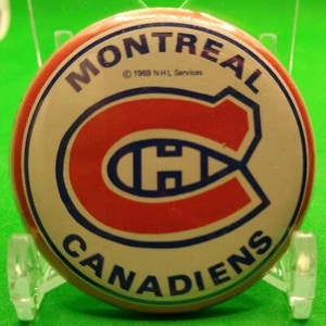 1.75" Vintage Montreal Canadiens Logo Pin Button Pinback NHL Hockey - Picture 1 of 2