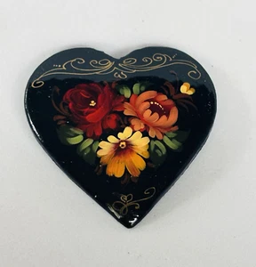 Vintage Hand Painted Heart shaped Brooch Pin Lacquered Floral Flowers Signed - Picture 1 of 4