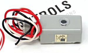 Vástago Intermatic EK4136S PhotoControl 120-277V MNT 1000W tungsteno 1800VA lastre - Imagen 1 de 8