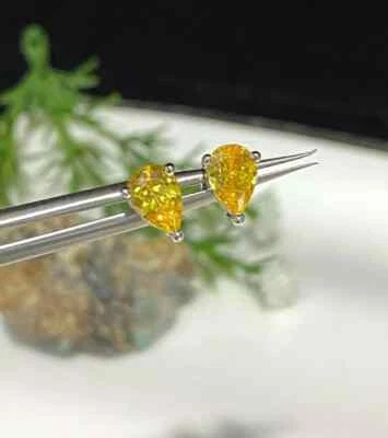 Aretes para mujer de citrino con corte de pera de 2 quilates con acabado de oro blanco de 14 k Foto 1 de 4