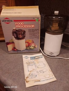 West Bend High Performance Food Processor Model 6491 White With Dark Amber Bowl - Picture 1 of 11
