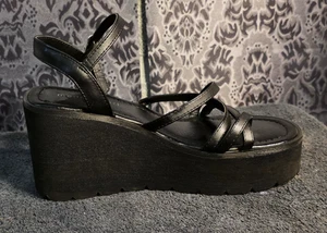 Madden Girl-Women's black padded strappy platform wedge sandals size 7 - Picture 1 of 8