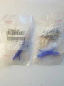 OEM Acura 73155-SEP-A01 Windshield Clip A Blue (2) - Picture 1 of 6